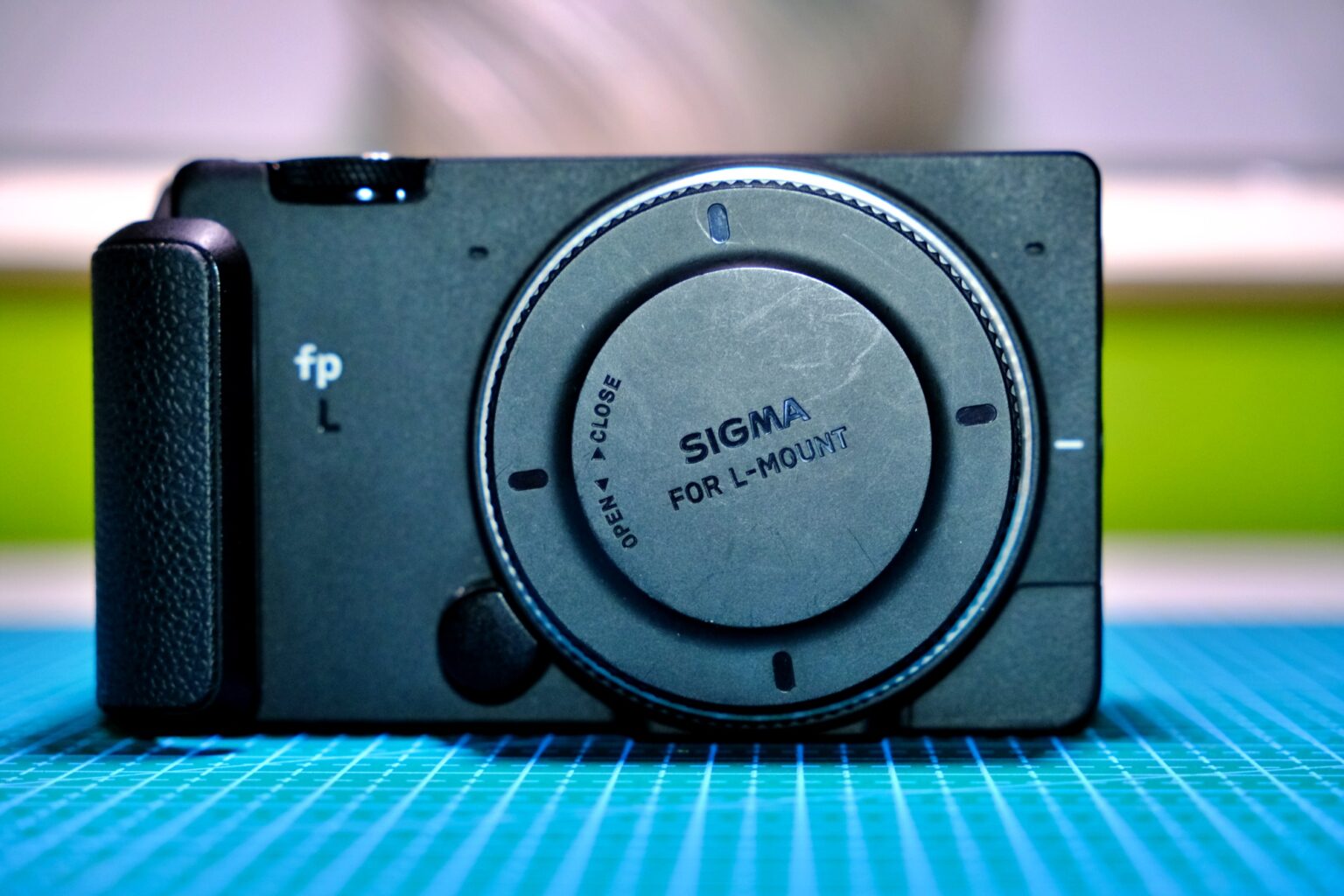 Sigma fp L