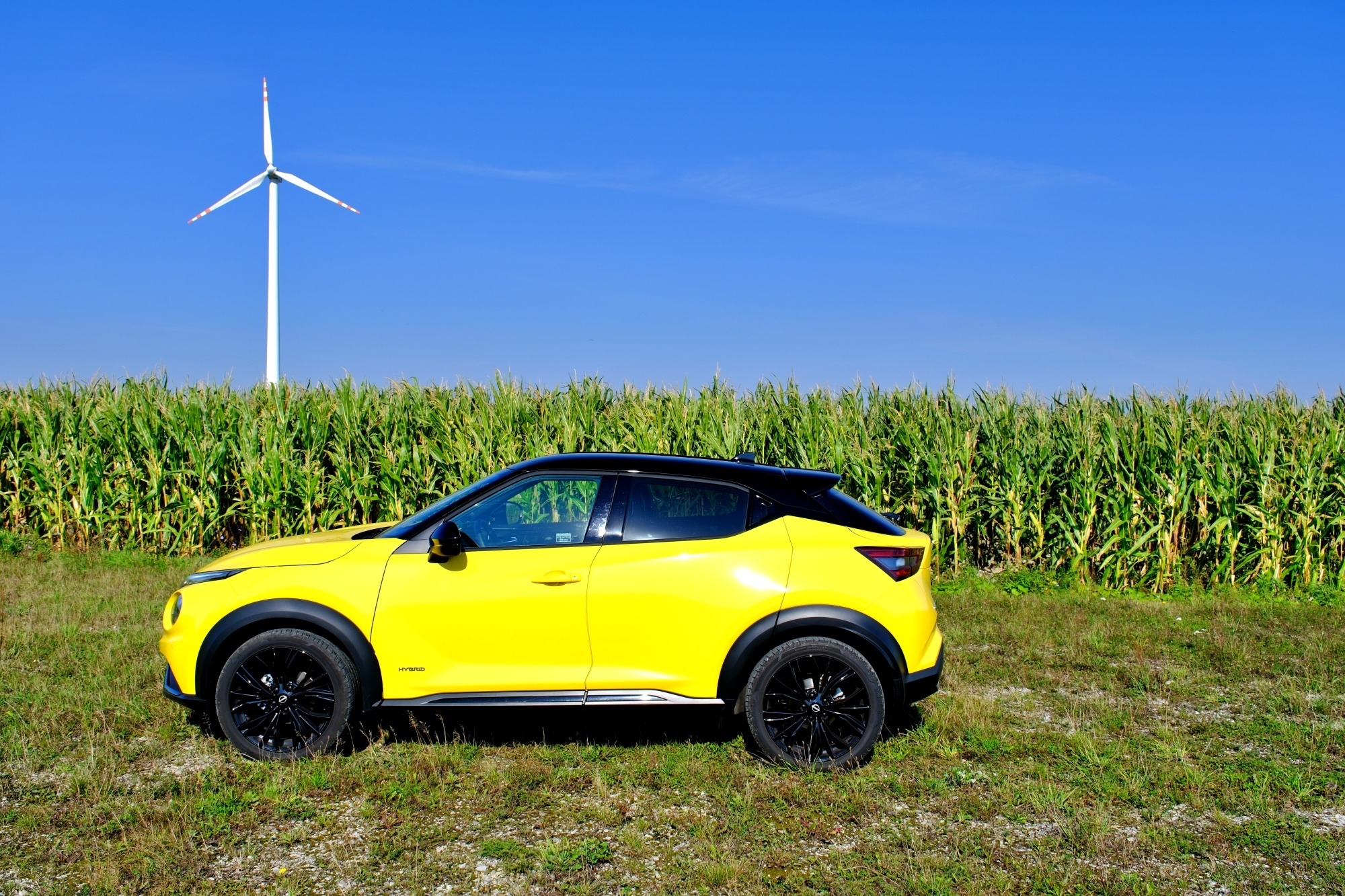 Nissan Juke Hybrid, żółty jak kanarek. Test