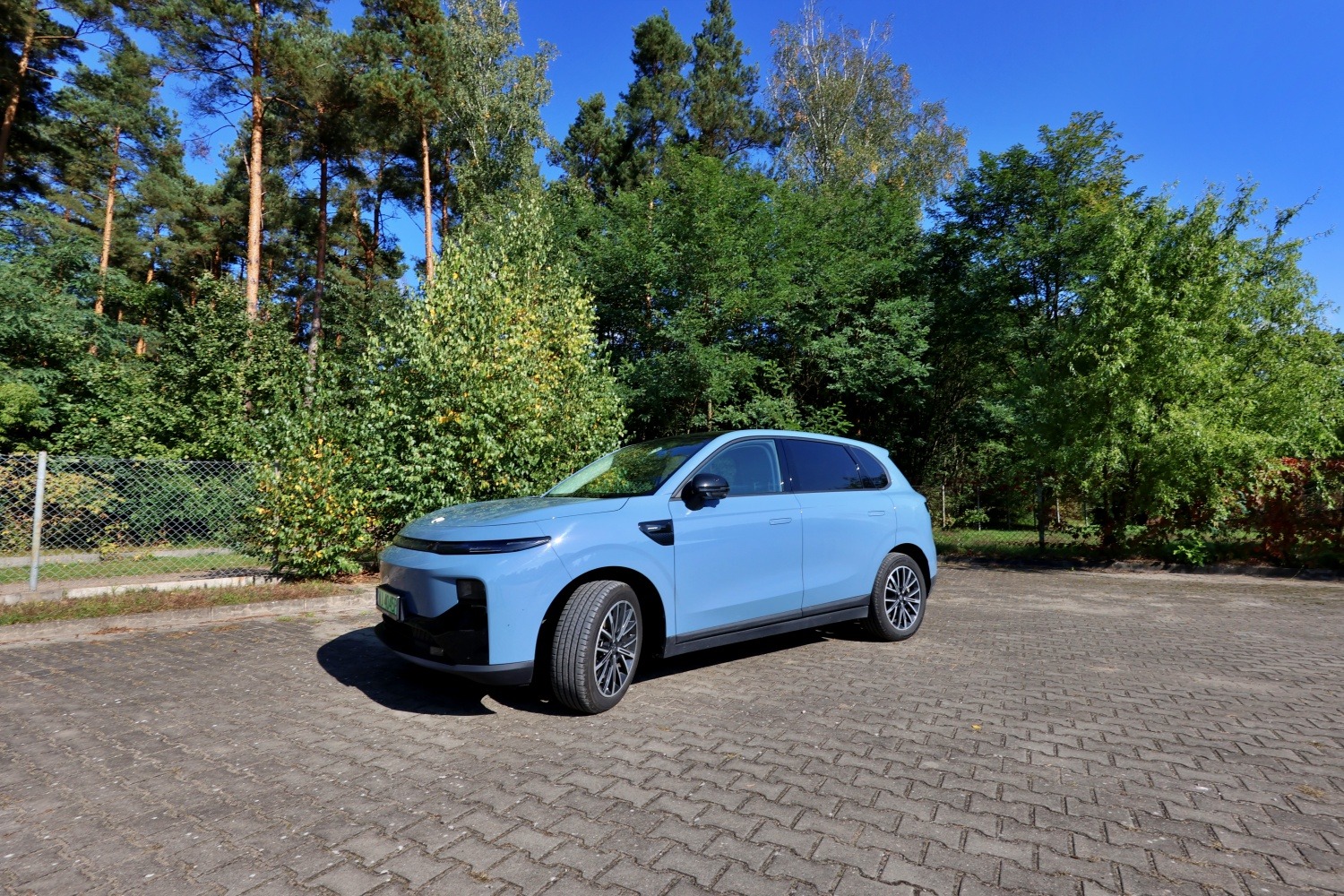 Leapmotor B10