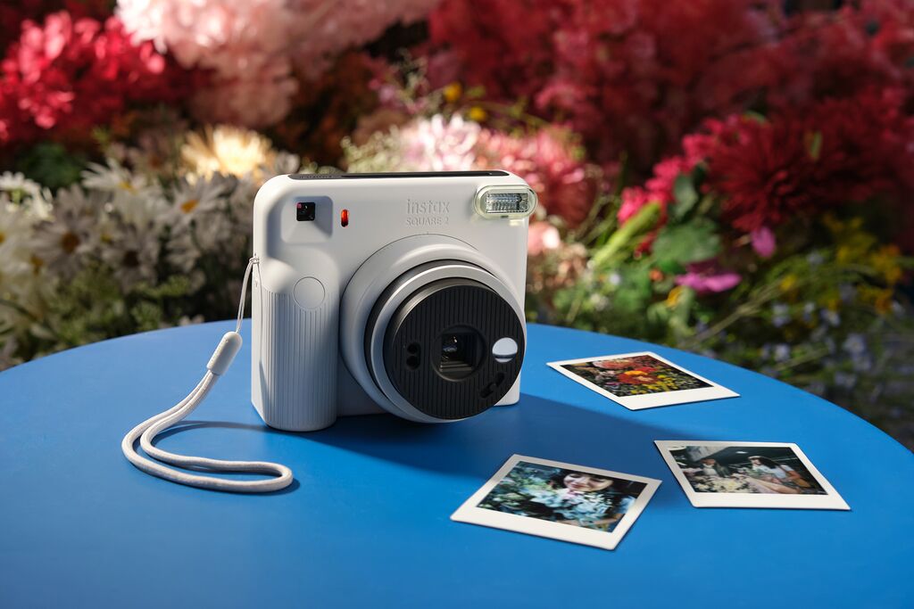 instax SQUARE 2